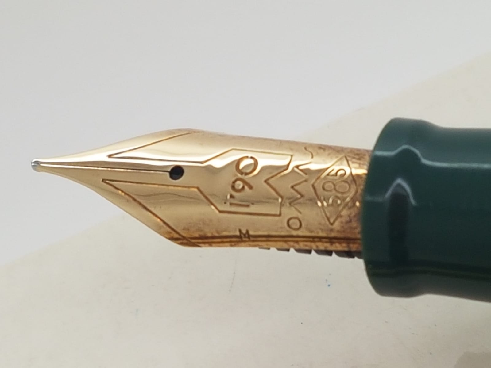 OMAS MODERN NIBS- FROM 14 CT TO 18 CT | Tenpen - By Letizia Iacopini